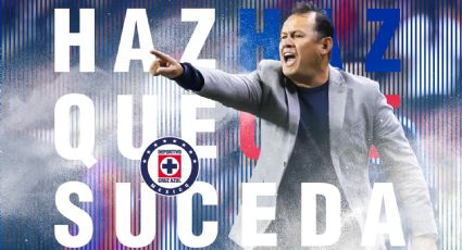 Cruz Azul hace oficial la llegada del peruano Juan Reynoso como su técnico