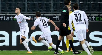 El Gladbach rebasa al Borussia Dortmund con goleada y agudiza su crisis