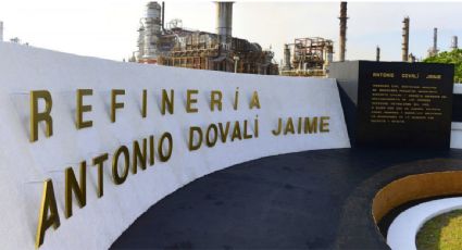 Trabajadores bloquean refinería de Salina Cruz por adeudo de salarios