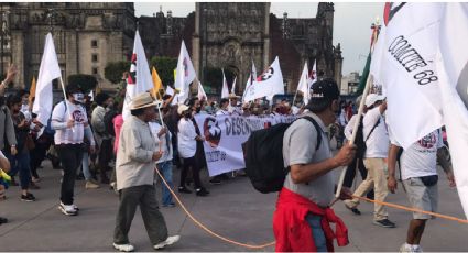 Marcha por el 2 de octubre llega al Zócalo; gobierno de CDMX asegura que no hay detenidos