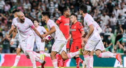 Santos hace 'la diablura' al Toluca y rescata el empate en el último minuto