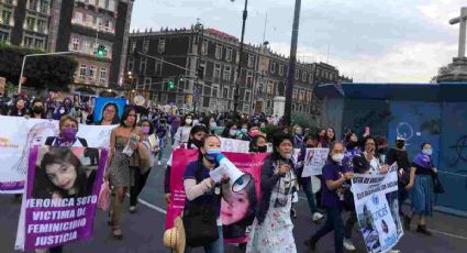 “No somos infiltradas; somos madres y estamos indignadas", dicen mujeres de la marcha por el 25N al llegar al Zócalo