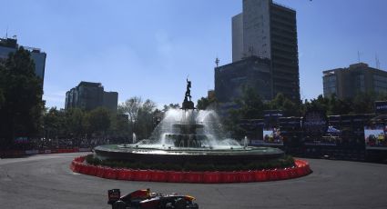 ‘Checo’ Pérez doma su RB7 frente a cien mil personas y convierte Paseo de la Reforma en un autódromo