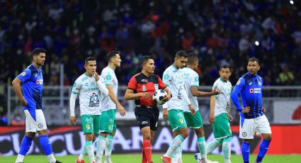 Grito homofóbico resuena en el Azteca y se detuvo el partido de Cruz Azul contra León