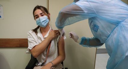 Gobierno de Biden establece el 4 de enero como fecha límite para que trabajadores se vacunen contra la Covid