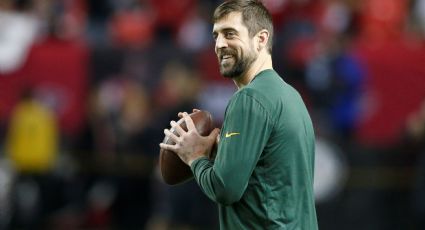 Rodgers reconoce engaño acerca de no estar vacunado y asume su responsabilidad por la polémica