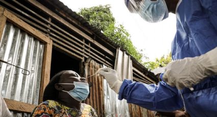 Sudáfrica y Botsuana concentran el 62% de los casos globales de Ómicron; la variante aumenta el riesgo de reinfección