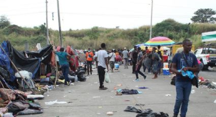 INM desaloja a miles de migrantes haitianos de campamento en Chiapas