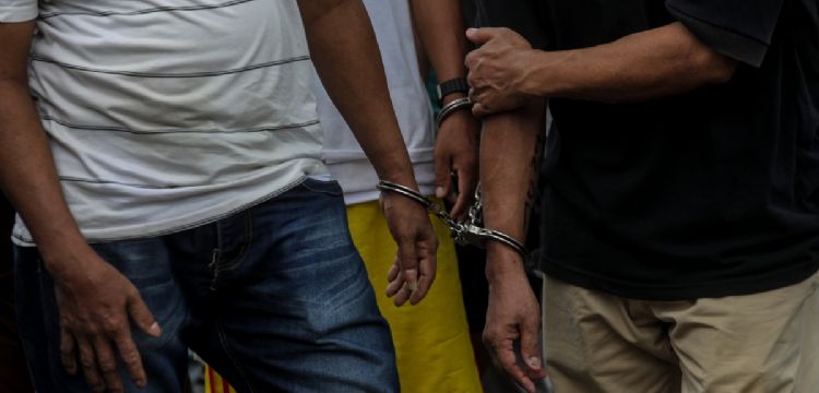 Corte impide investigación que buscaba determinar si hubo una infracción por vuelos de deportación