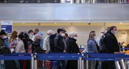 Cancelan más de mil 200 vuelos en EU ante aumento de casos de Covid entre personal de las aerolíneas