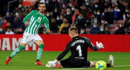 El Barcelona se cansa de fallar y el Betis de Guardado le propina su primera derrota con Xavi