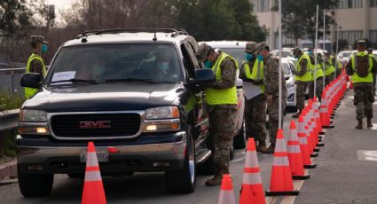 Pese a las bajas temperaturas, FEMA abre centros de vacunación masiva en Los Angeles y Oakland