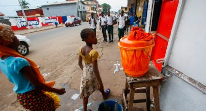 OMS declara alto riesgo por epidemia de ébola en África Occidental