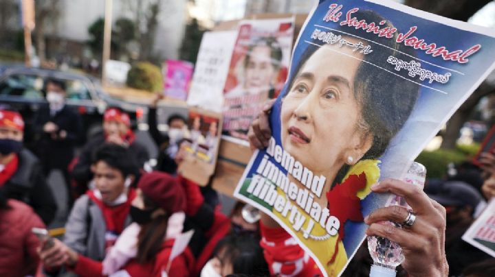 Presentan nuevos cargos contra la líder depuesta Aung San Suu Kyi en medio de más protestas en Birmania