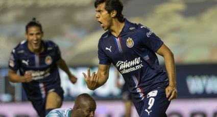 Chivas resurge y se luce ante el León para su primer triunfo del torneo