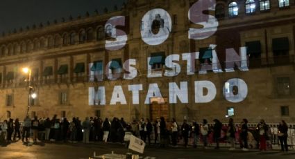 Madres se manifiestan en Palacio Nacional por sus hijas asesinadas y desaparecidas previo a foro de la ONU sobre igualdad