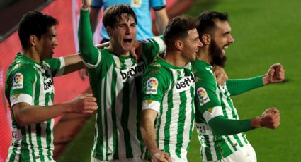 Betis sigue ‘on fire’ con gran remontada; Lainez no jugó, Guardado sí