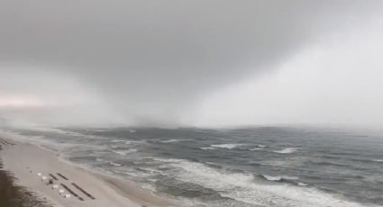 Tormentas y tornados destruyen decenas de viviendas en Florida