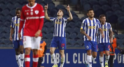 ‘Tecatito’ Corona impulsa al Porto, da la asistencia para el gol de la victoria