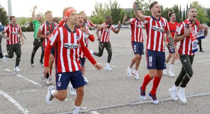 Festejo del Atlético en Valladolid se sale de control al romper el cerco de aficionados
