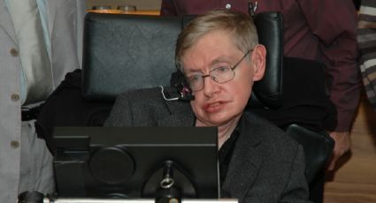 Artículos personales y archivos de Stephen Hawking se exhibirán en museos de Reino Unido