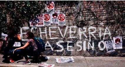 Protestan en la casa de expresidente Luis Echeverría a 50 años del “Halconazo”