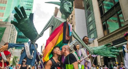 Con miles de personas en la calle, así celebró NY su día del Orgullo LGBT+