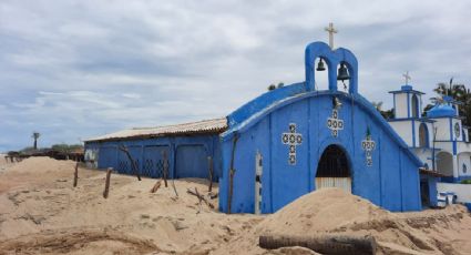 Comunidad en Guerrero llevan un mes sepultada en la arena; habitantes exigen ayuda para recuperar casas y comercios