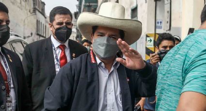 EU felicita a Pedro Castillo y confía en un “exitoso” traspaso de poder en Perú