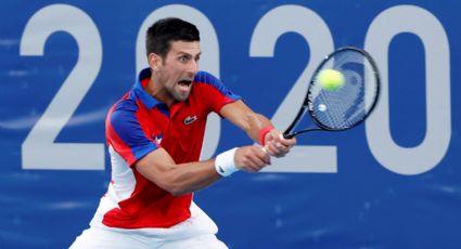Novak Djokovic sigue imponente y avanza a tercera ronda del tenis en Tokio