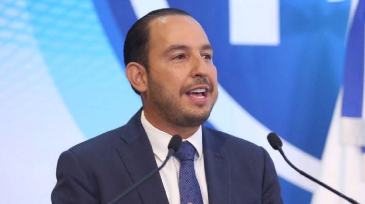 PAN critica a AMLO por "despilfarrar millones en ocurrencias sin viabilidad económica" y pide redestinarlos a empleos y pobreza