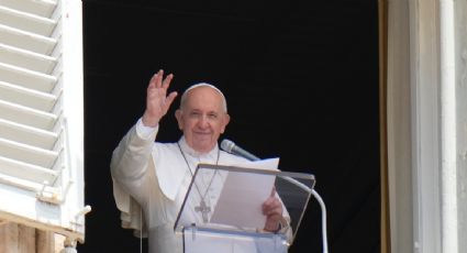 El papa Francisco se encuentra bien tras someterse a cirugía de colon, informa el Vaticano