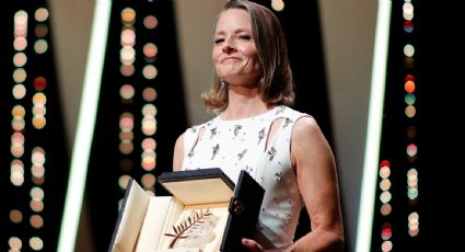 Jodie Foster recibe la Palma de Oro durante la inauguración del Festival de Cannes