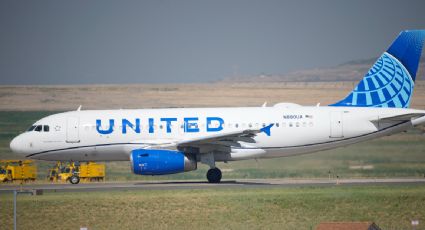 United Airlines exigirá que sus empleados en EU estén vacunados contra la Covid-19