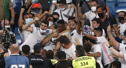 Real Madrid arma la fiesta en el Bernabéu... Brilla Benzema, Vinicius festeja con los fans y se estrena Camavinga