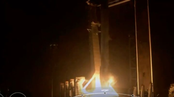 Cápsula de SpaceX despega con éxito al espacio con la primera misión civil