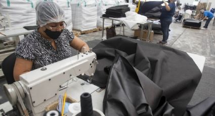 Personal ocupado en industria manufacturera crece 4.2% en julio, pero bajan sus remuneraciones 0.2%: Inegi