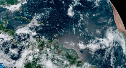 "Larry" se convierte en huracán; se descarta riesgo inminente en tierra, según el  NHC