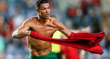 Cristiano Ronaldo ‘se quita’ la playera de Portugal para adelantar su llegada al Manchester United