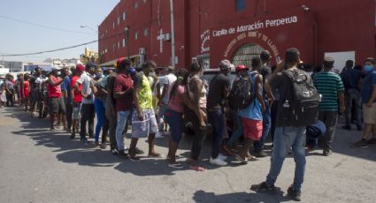 Haitianos saturan albergues y oficinas de migración en Nuevo León y Coahuila