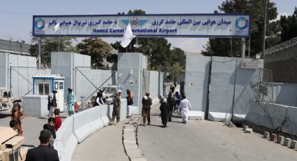 Aeropuerto de Kabul reanuda vuelos nacionales tras cierre por ascenso del Talibán en Afganistán