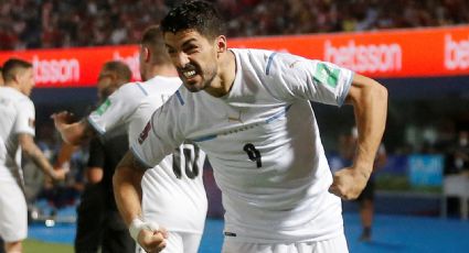 Luis Suárez revive la esperanza mundialista de Uruguay y firma el gol del triunfo en el debut de Alonso