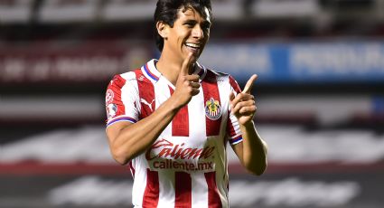 Chivas sale al rescate de José Juan Macías y lo registra para el Clausura 2022