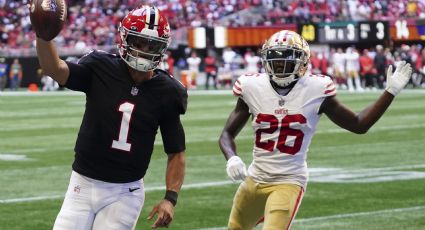 49ers tropiezan ante Falcons con una gran actuación de Marcus Mariota