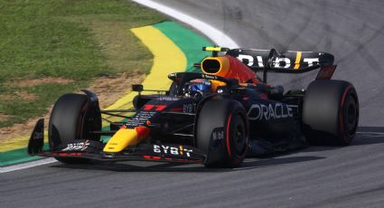 Checo Pérez remonta en la carrera sprint y saldrá cuarto en el GP de Brasil