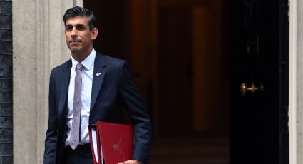 Gobierno del primer ministro Rishi Sunak contempla más impuestos y recortes al gasto público para combatir la inflación en Reino Unido