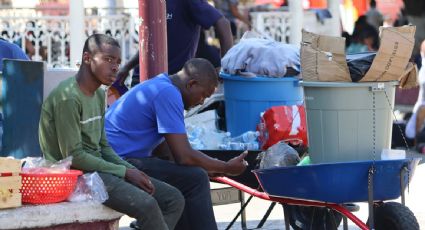 Comercio informal y remesas: así sobreviven los migrantes de Haití en la frontera sur de México