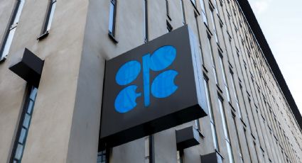 La OPEP reafirma su alianza con Rusia para regular la oferta de petróleo hasta el próximo año