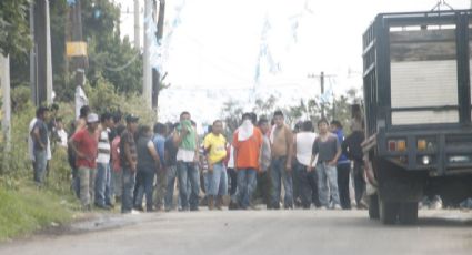 Grupo armado rescata a cuatro presuntos ladrones de autos que iban a ser linchados por pobladores en Chiapas