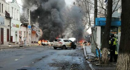 Suman al menos 16 muertos y 64 heridos tras los ataques rusos contra la ciudad de Jersón